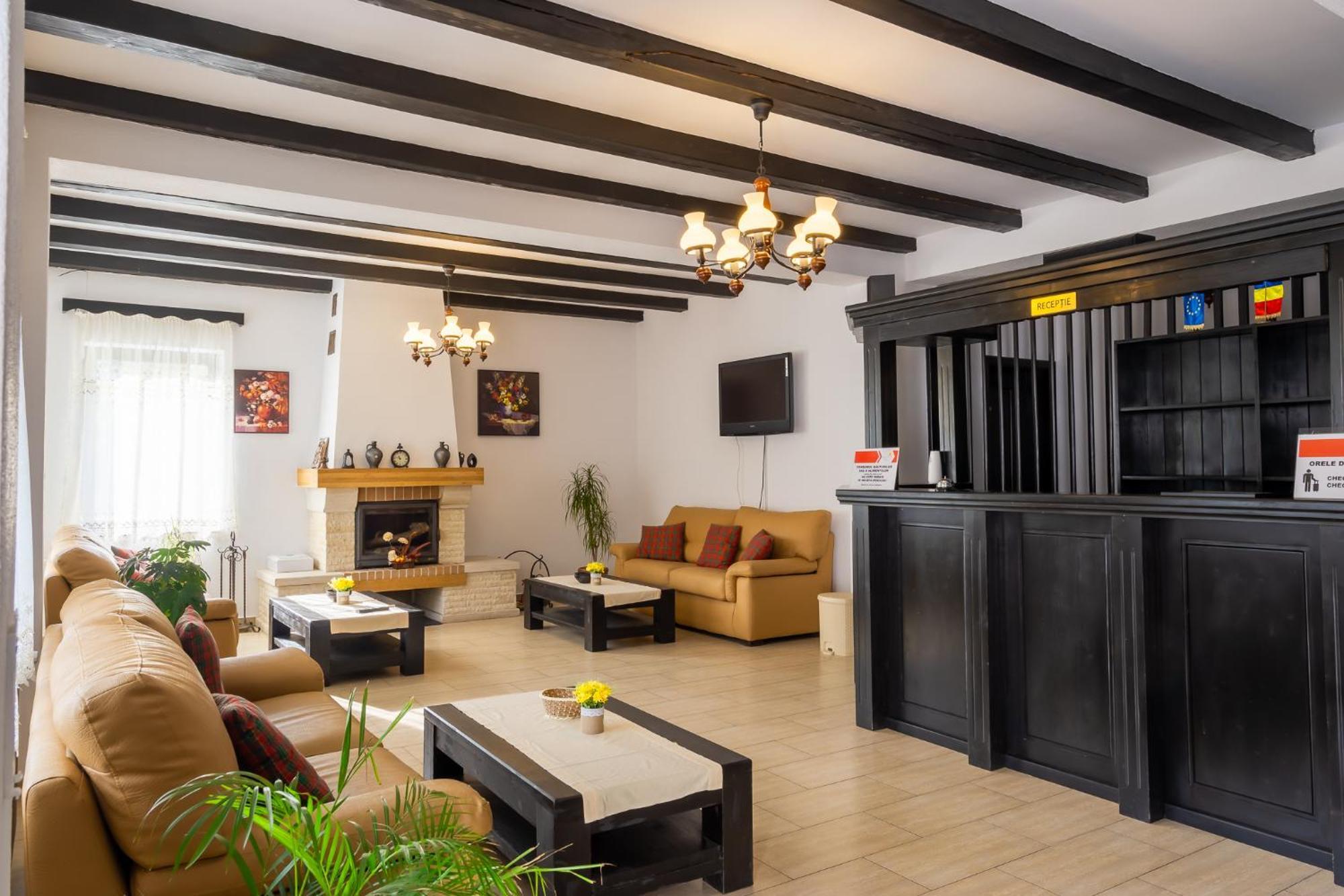 Poiana Soarelui Bed & Breakfast Moeciu De Sus Ngoại thất bức ảnh